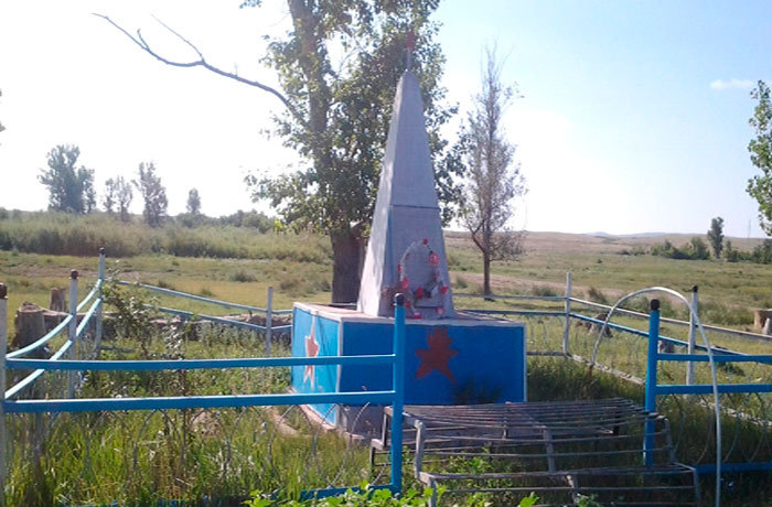 Ұлы Отан соғысы ардагерлеріне арналған ескерткіш, Жарма ауданы, Шалбай ауылы